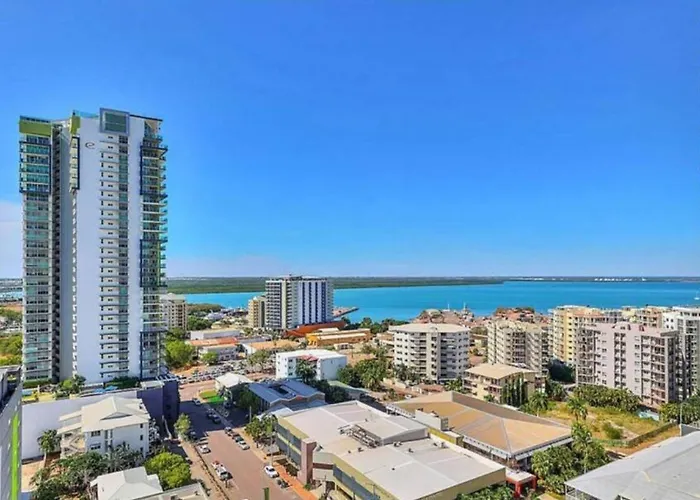 One Bed Harbour And City Views Apartment