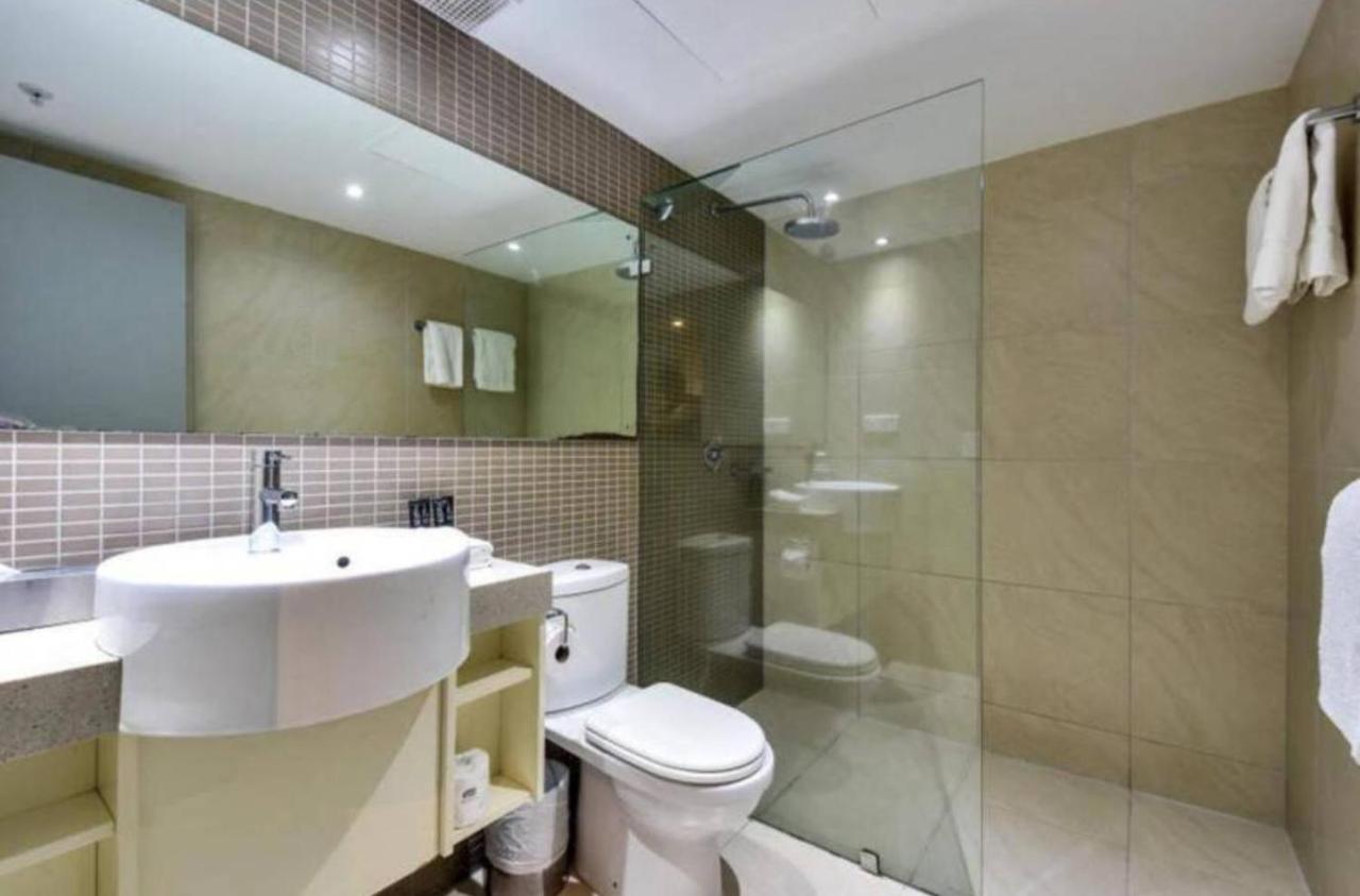 One Bed Harbour And Views * Darwin
